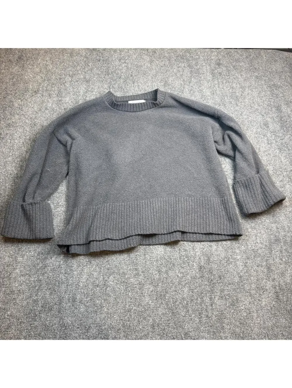Anrabess Gray ribbed knit sweater with a relaxed fit size small